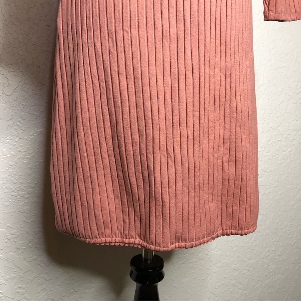 NBD pink ribbed knit v neck dress size Small - Picture 8 of 13